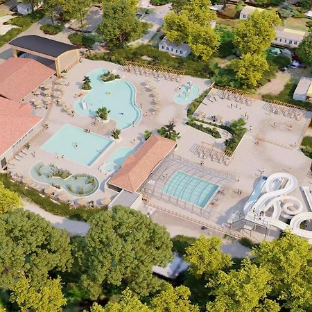 Hotel Charmant Dans Camping 5 Etoiles-Lac Biscarrosse Exterior foto