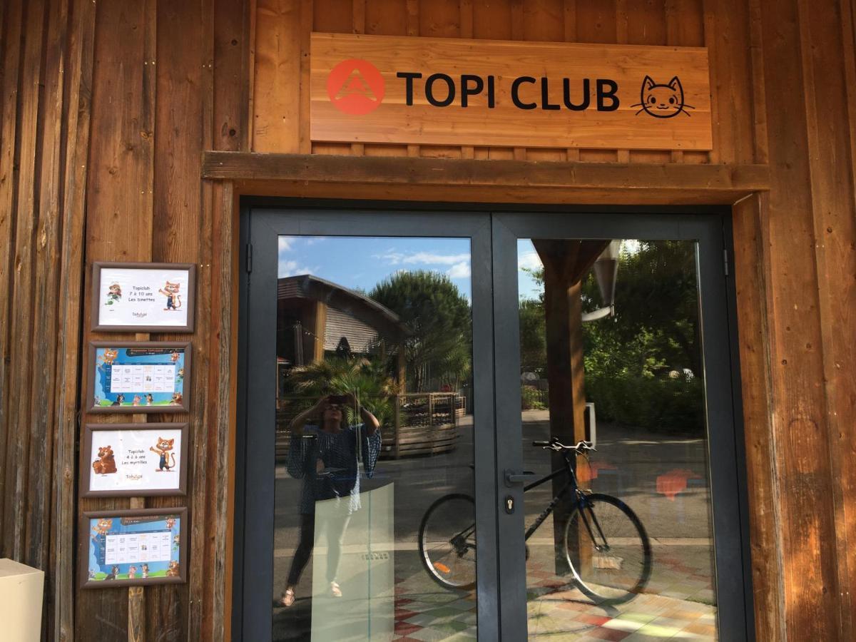 Hotel Charmant Dans Camping 5 Etoiles-Lac Biscarrosse Exterior foto