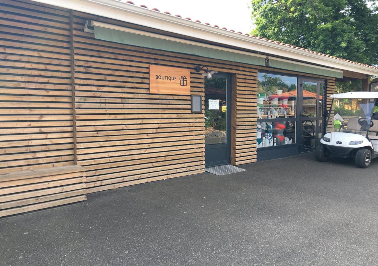 Hotel Charmant Dans Camping 5 Etoiles-Lac Biscarrosse Exterior foto